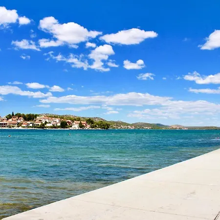 By The Sea Bilice, Krka - 16689 Apartment *